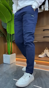 ブルー